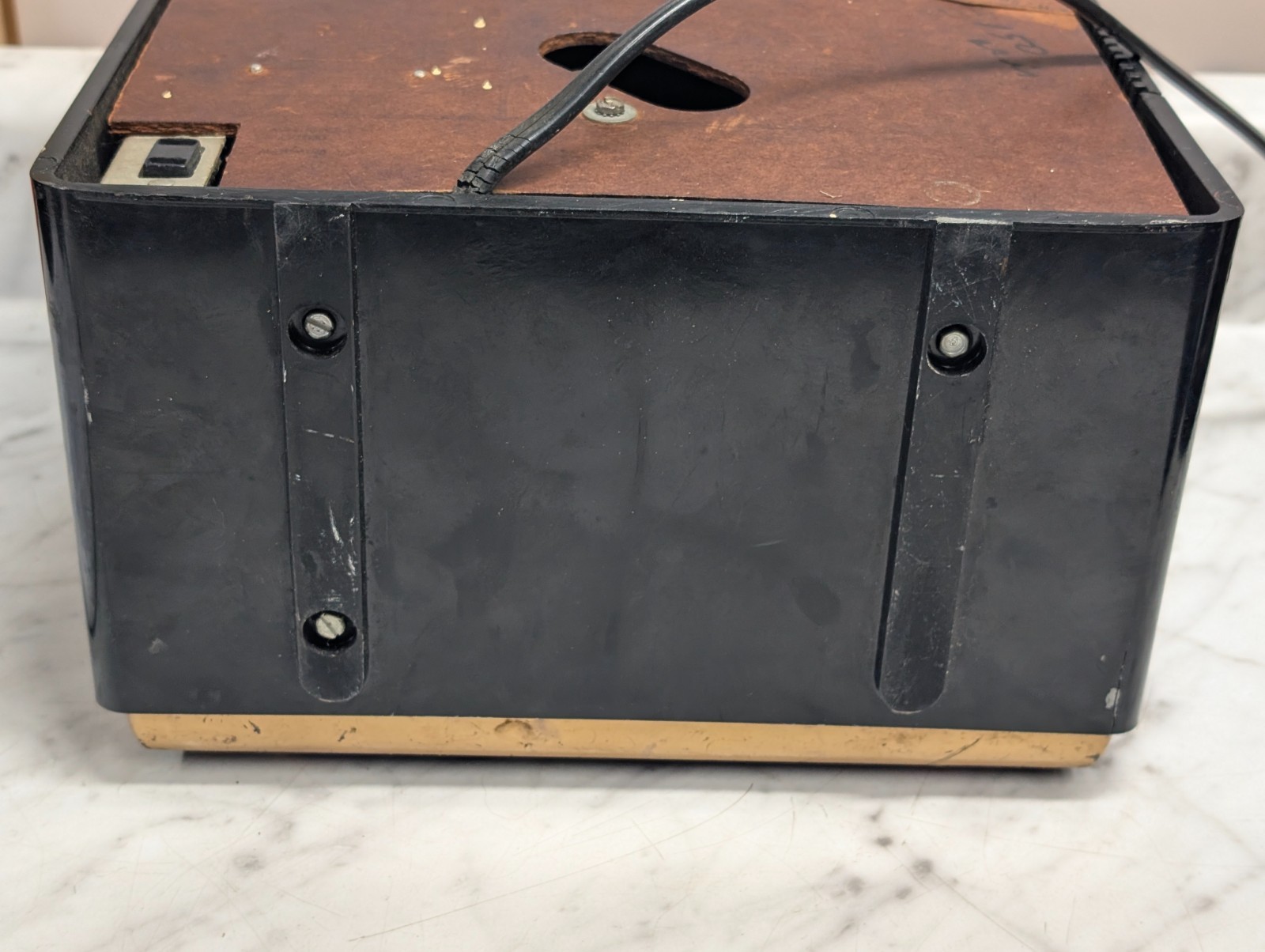 Sylvania Model 541B AM Tube Clock Radio Black Mid Century Modern Design