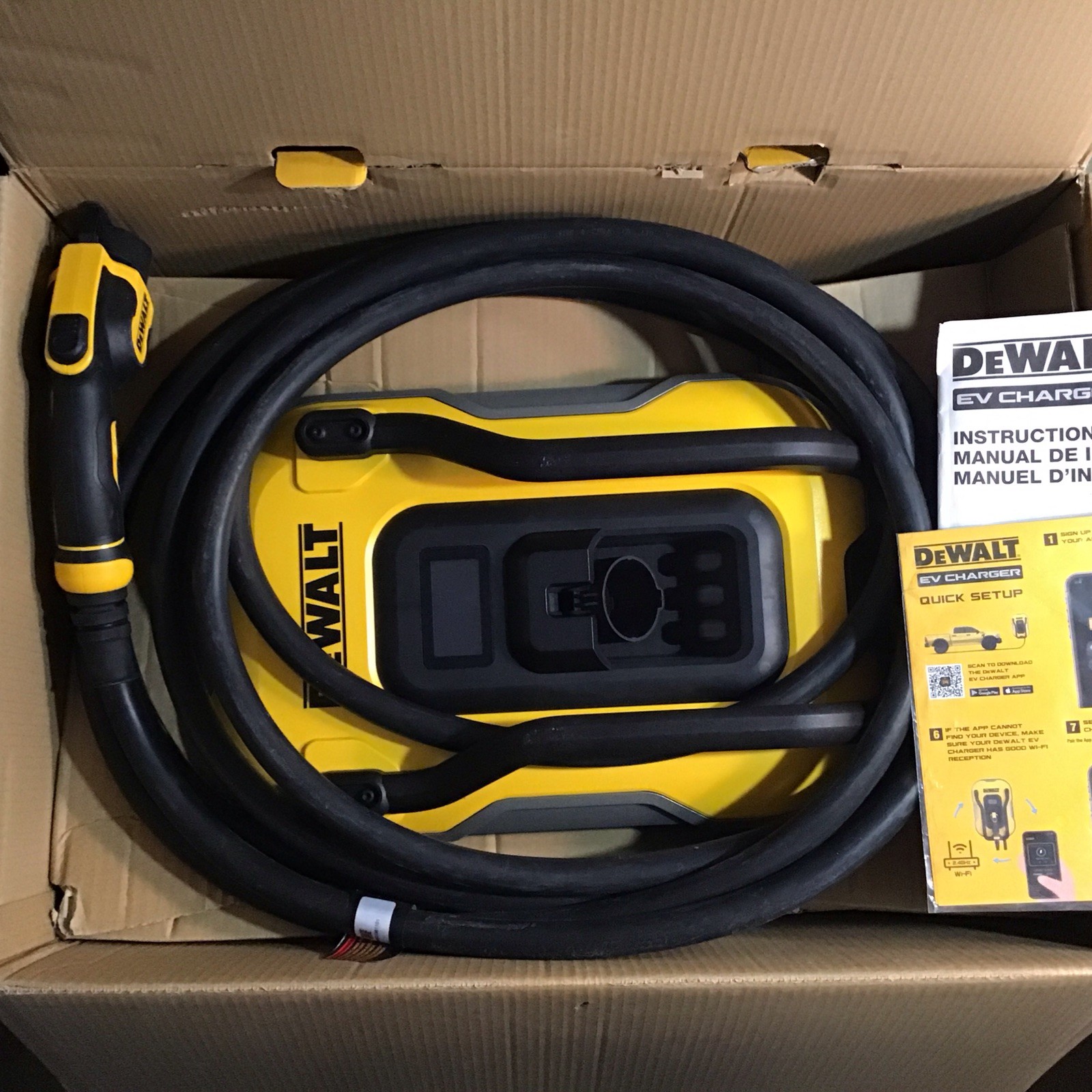 DEWALT Level-2 Wall Mounted Electric Vehicle EV Charger 48 Amps Dxpaev048 New
