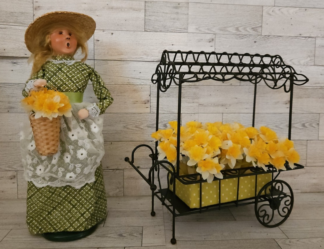 Byers Choice Caroler Signed Lady 15" Tall Daffodils Metal Cart Spring Easter