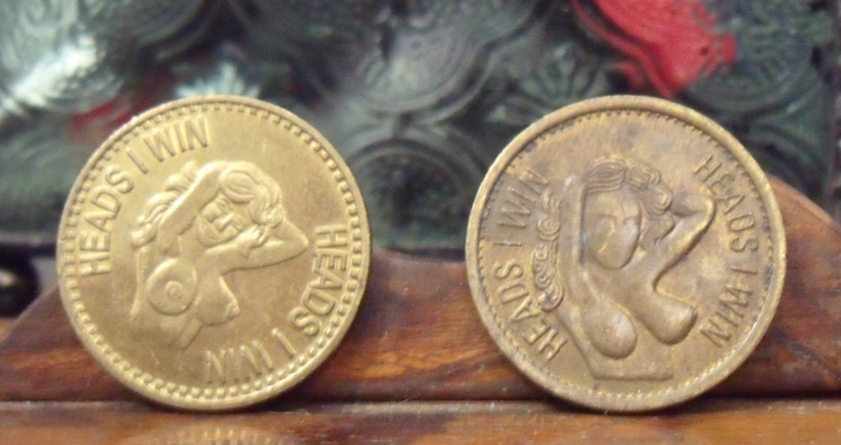 NUDE WOMEN HEADS - TAIL  FLIPPING TOKEN  BIG ONES