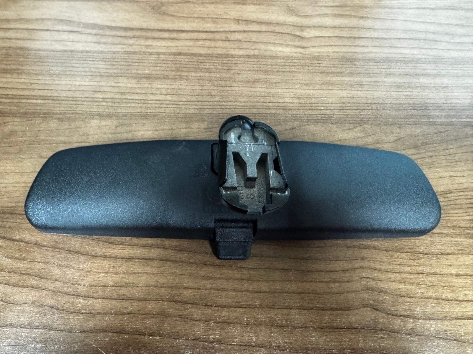 06-20 FORD F-150/E-150 REAR VIEW MIRROR MANUAL DIMMING ASSY OEM DONNELLY 011083