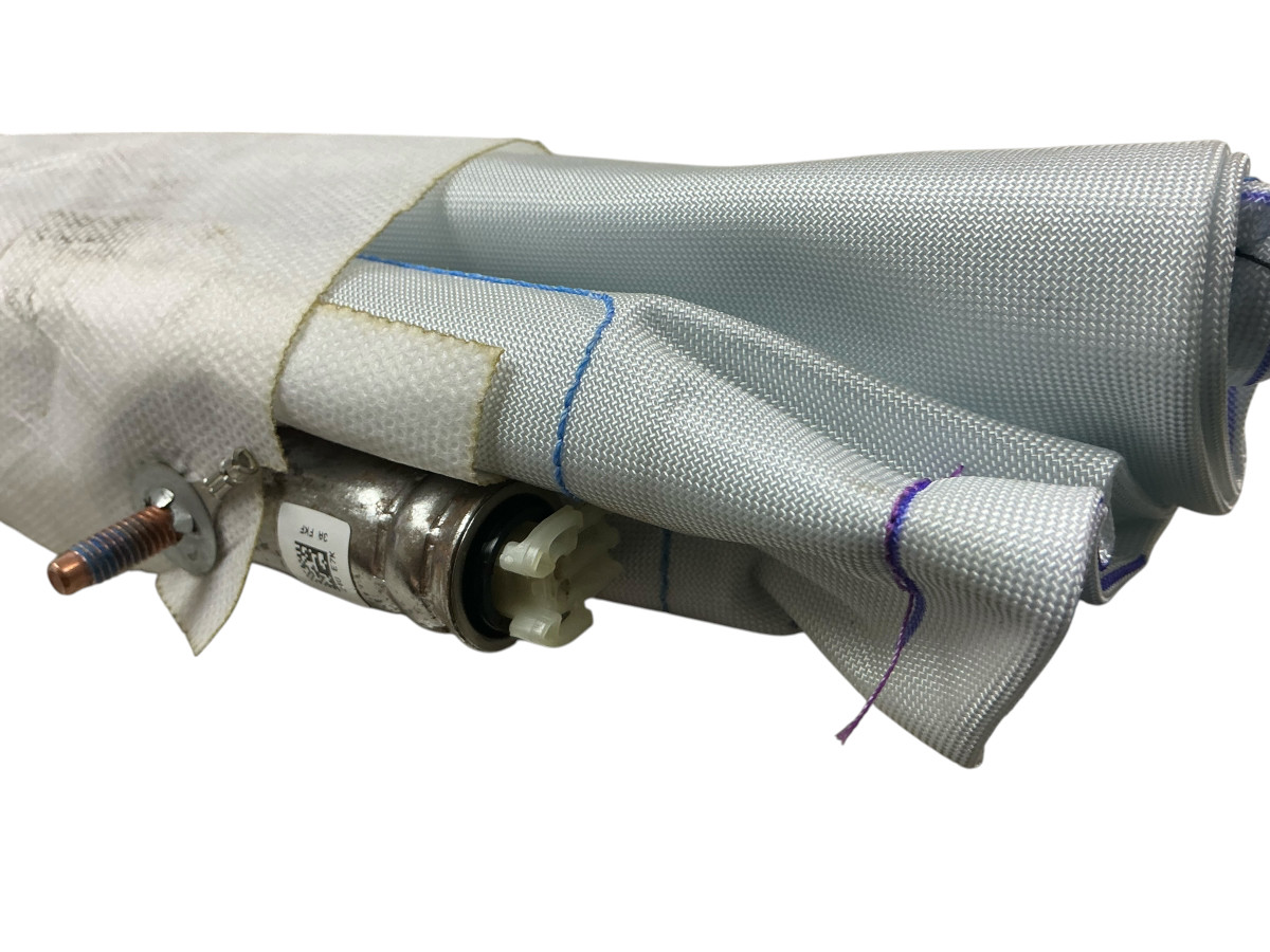 2016-2023 Tesla Model X front right side seat airbag 1037582-00-E