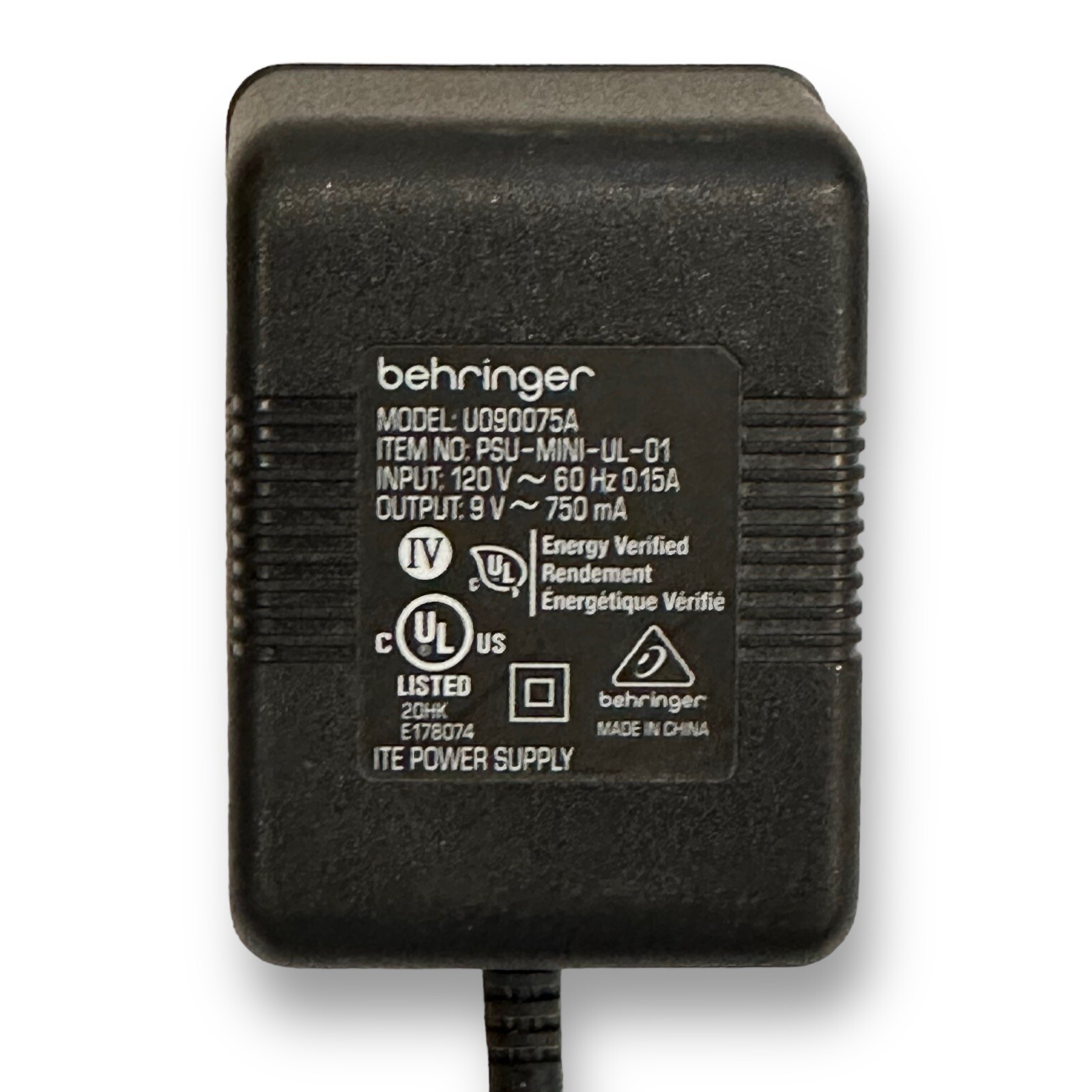 Behringer Minimix Mix800 Ultra-Compact Karaoke Machine with Voice Canceller & Fx