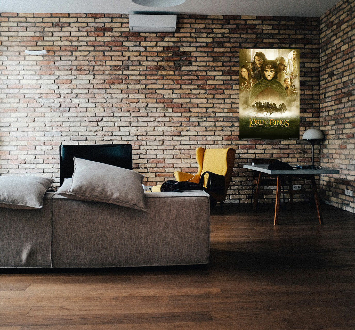 Lord Of The Rings - Fellowship Of The Ring - Movie Poster (Regular) (24" X 36")