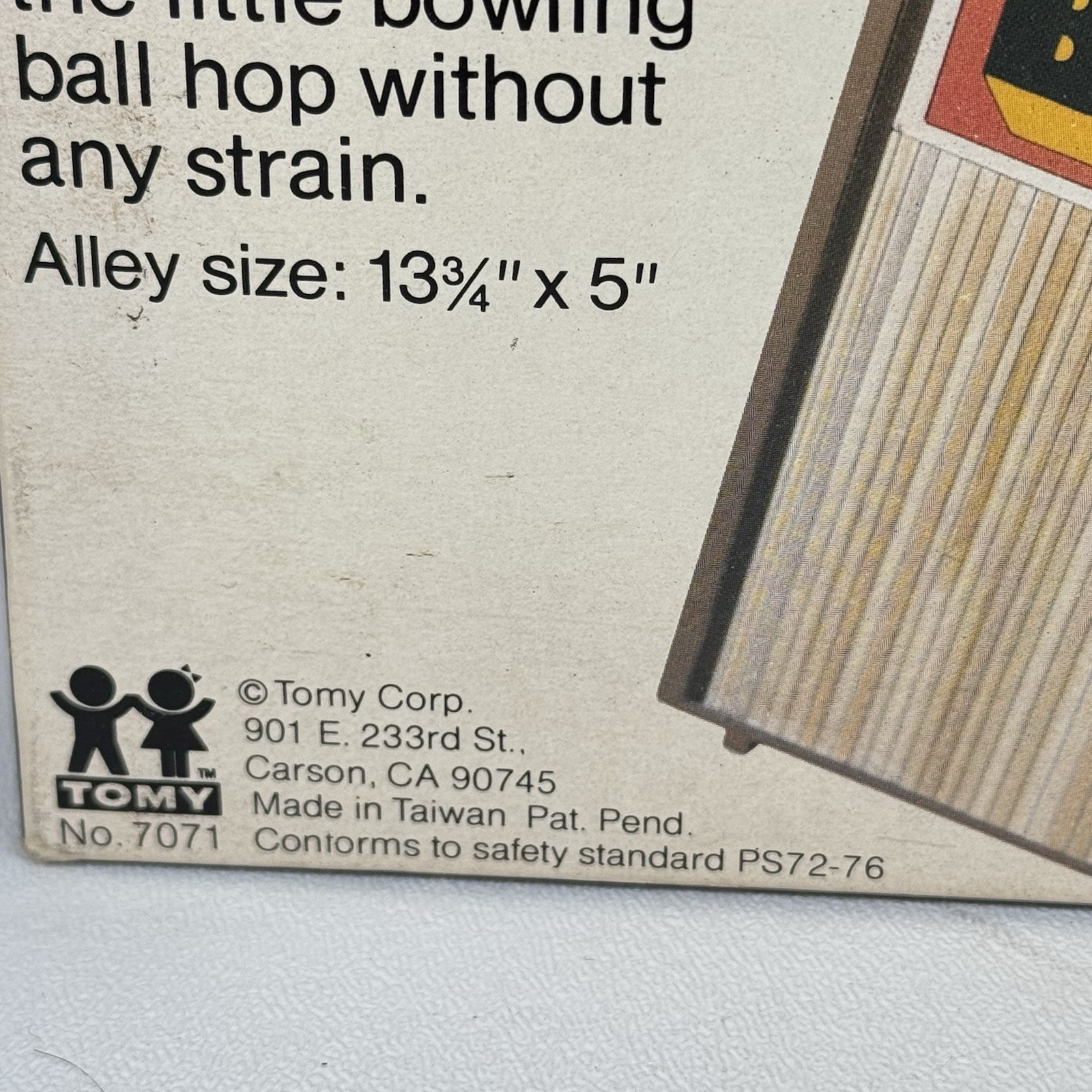Vintage 1980 Tomy Strolling Bowling Wind Up Ball Portable Table Game Travel Box