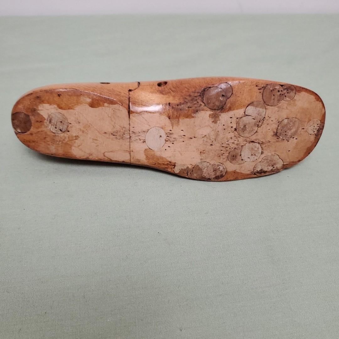 Vintage Single Wooden Child's Shoe Mold Size 11 1/2 B Antique
