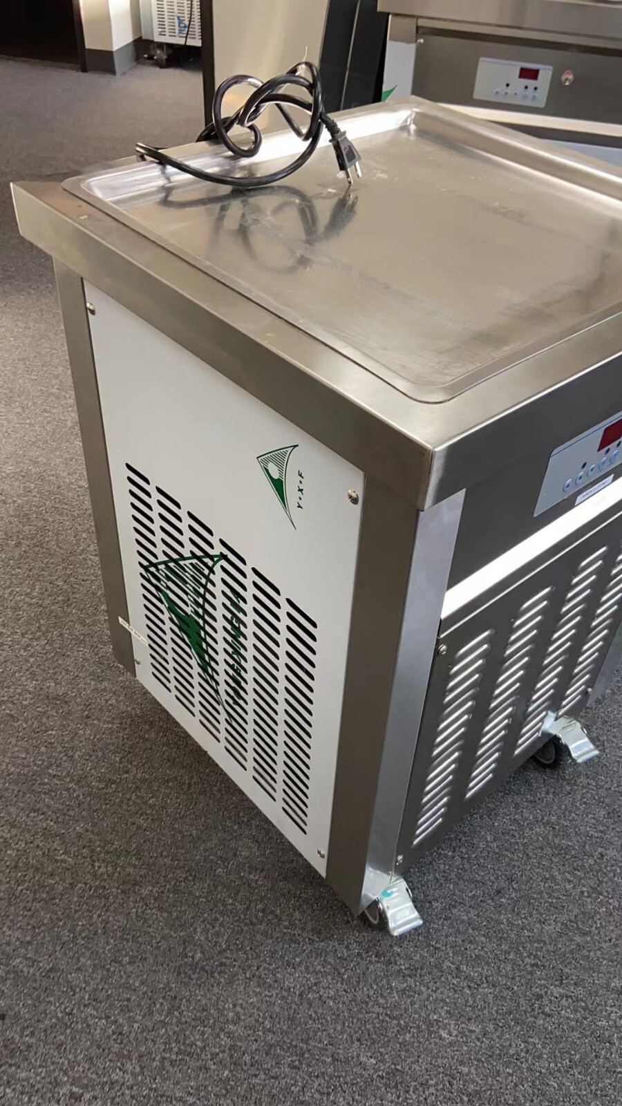 Kolice ETL Commercial 21"x21" square pan rolled ice cream machine,auto defrost