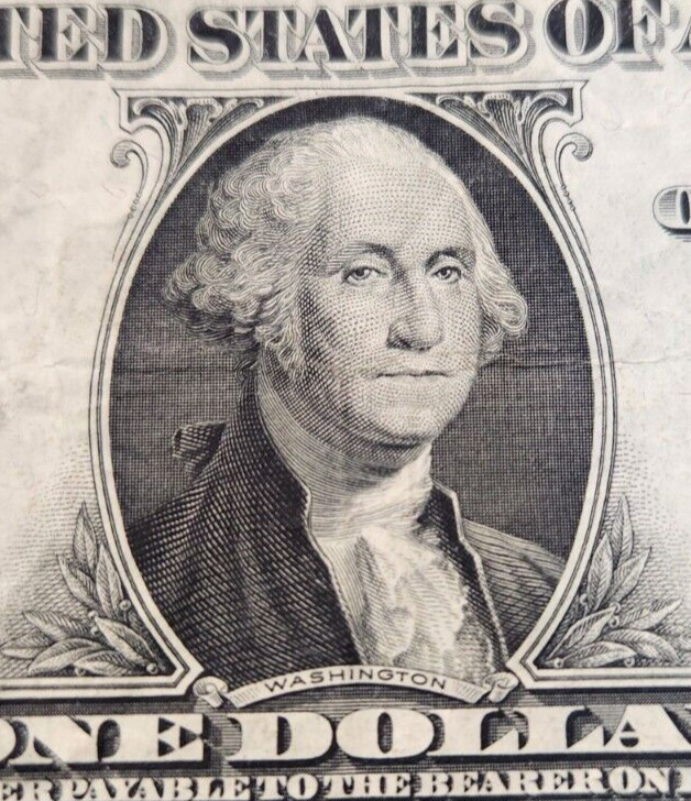 U.S. Bills starter lot $5.00 red seal, $2.00 red seal, silver cert., unc. $2.00