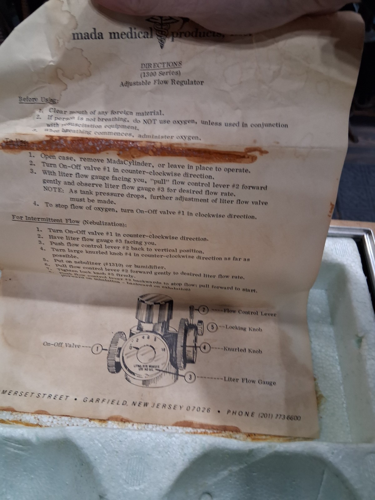 MADA Medical Portable Oxygen Kit Dual Cylinder Regulator Case