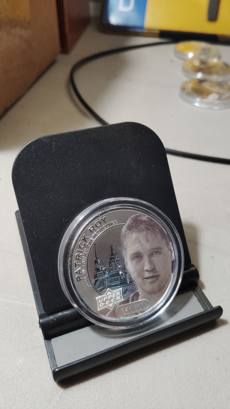 PATRICK ROY UPPER DECK HOCKEY GRANDEUR ONE OUNCE .9999 SILVER COIN SER.#/500