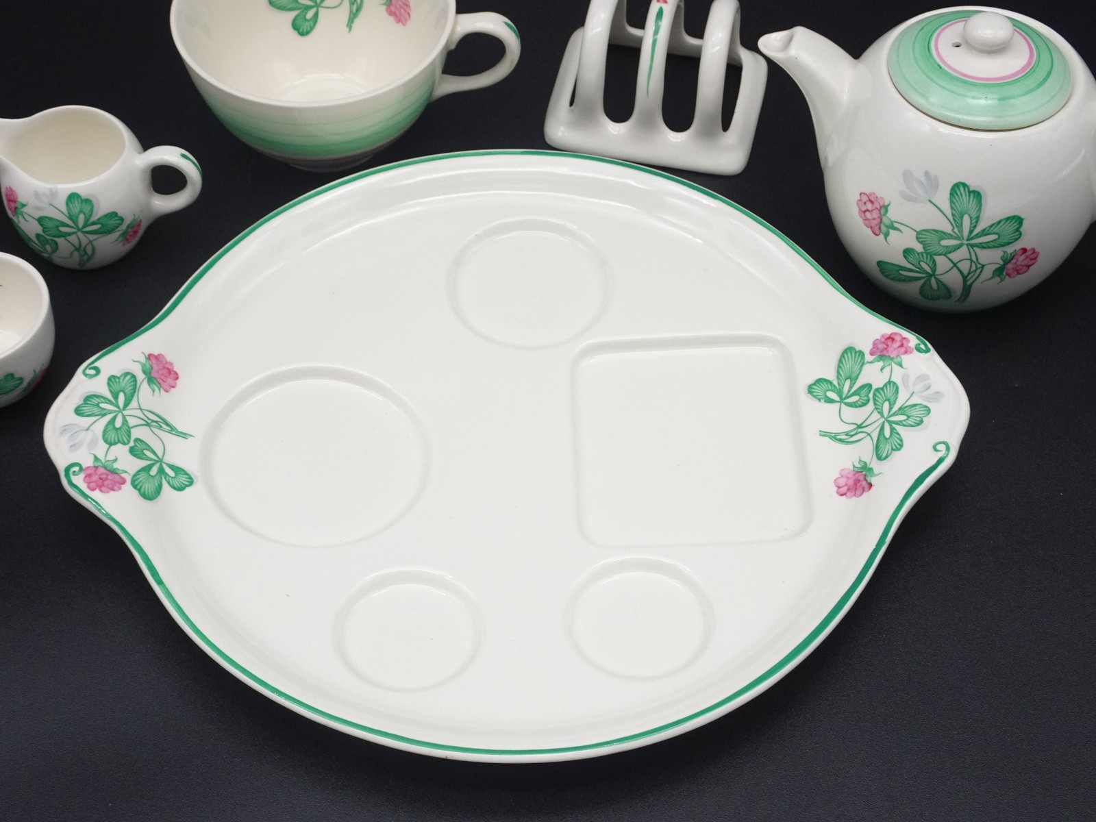 VINTAGE GRAY'S POTTERY SHAMROCK CLOVER LEAF 6 PC. BREAKFAST SET STOKE-ON-TRENT