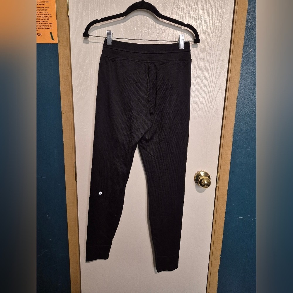 Lululemon Engineered Warmth Jogger black