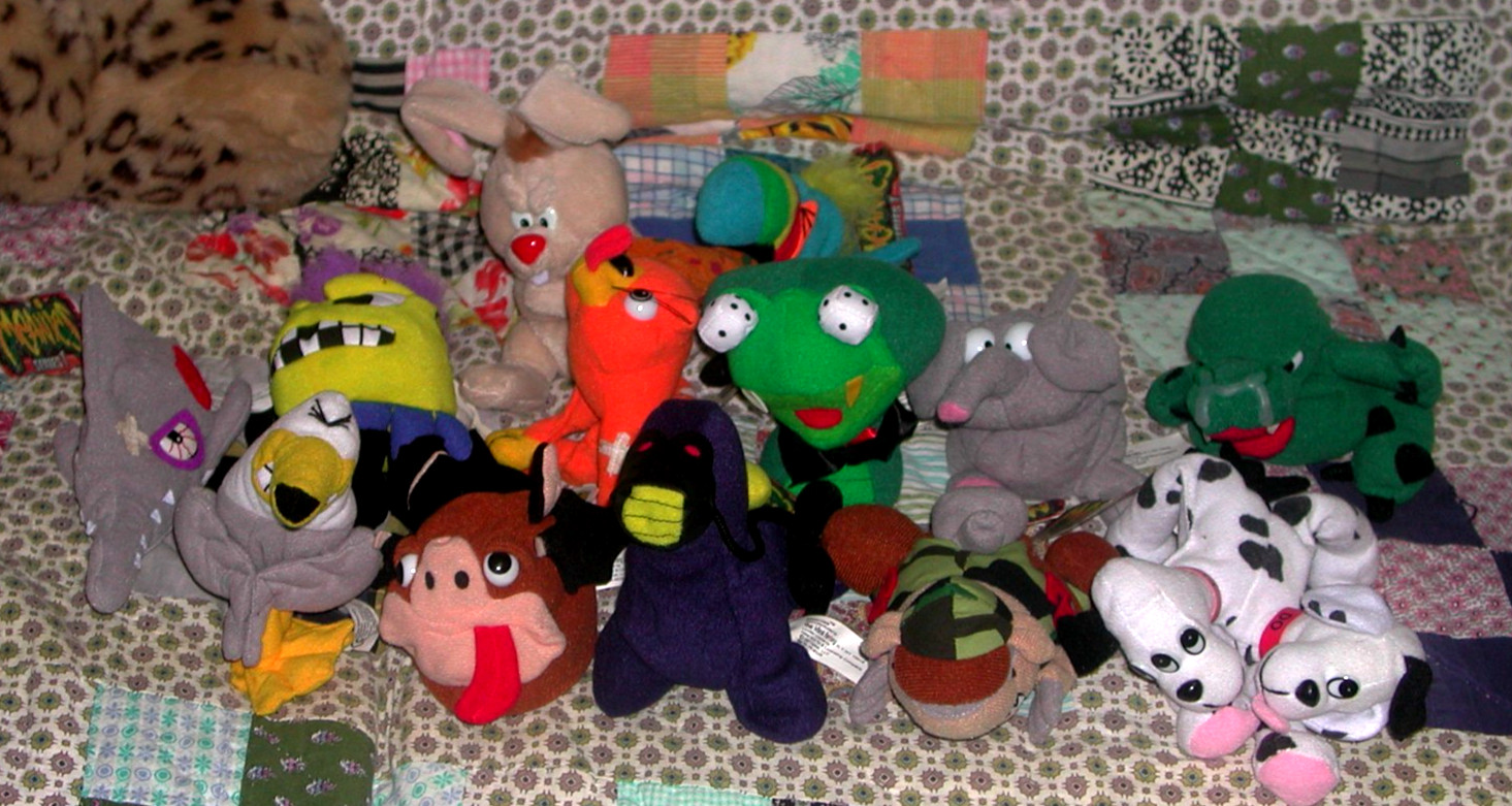 1 LOT OF 13 DIFFERENT MEANIES SERIES 1 STUFFED TOYS WITH TAGS