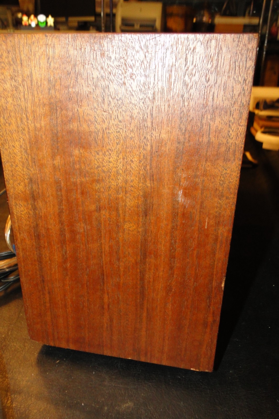 1970’s Panasonic Table Top Radio AM-FM Walnut RE7259 Works great !