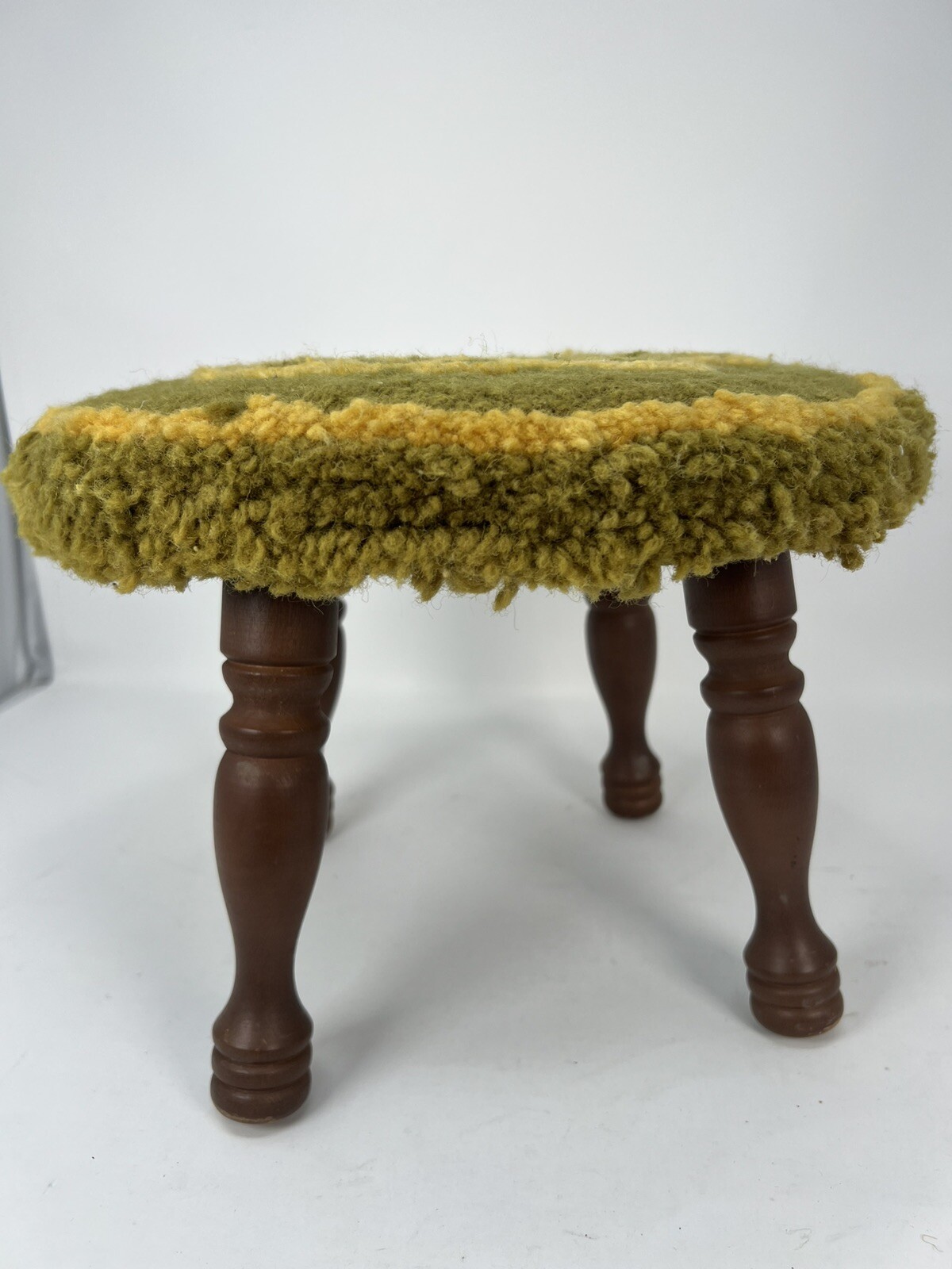 Vtg Round Footstool Floral Hooked Rug Top Wooden Legs MCM 8.75 x 12” Avacado