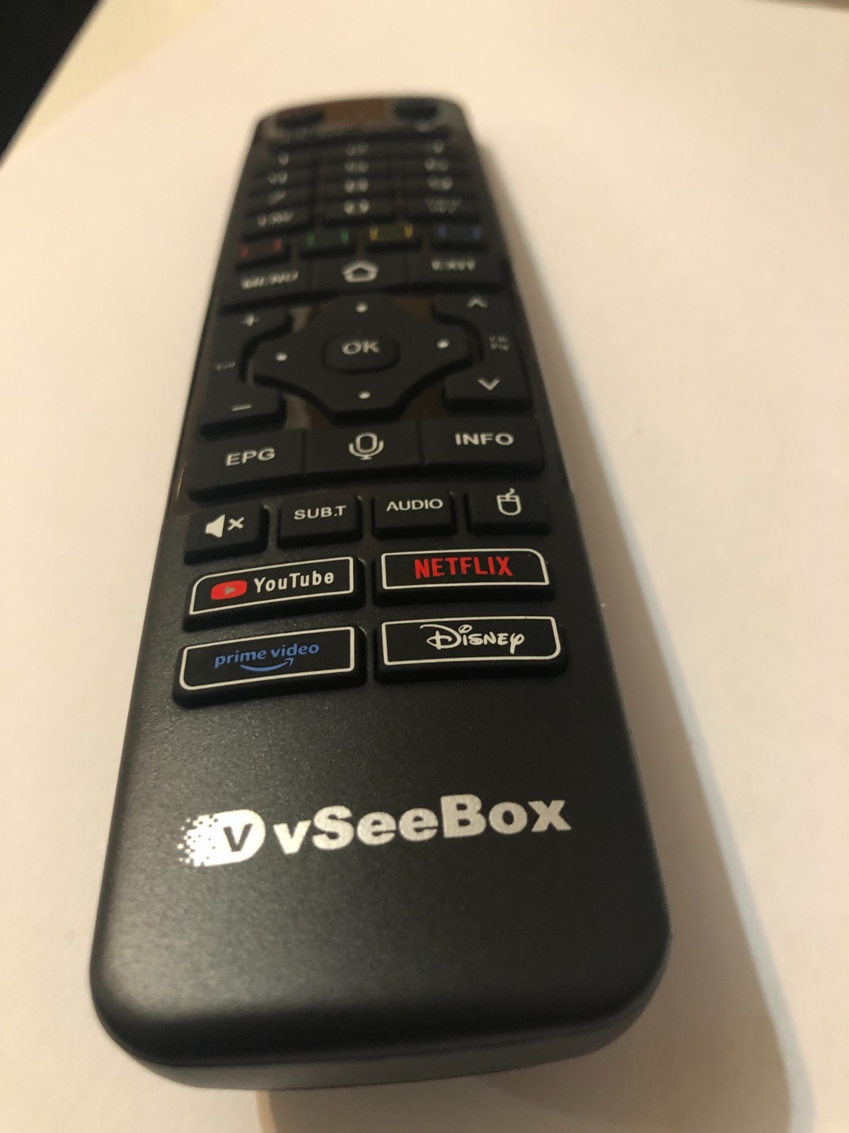 vSeeBox V6 MAX Remote control Backlight,Bluetooth and Voice control