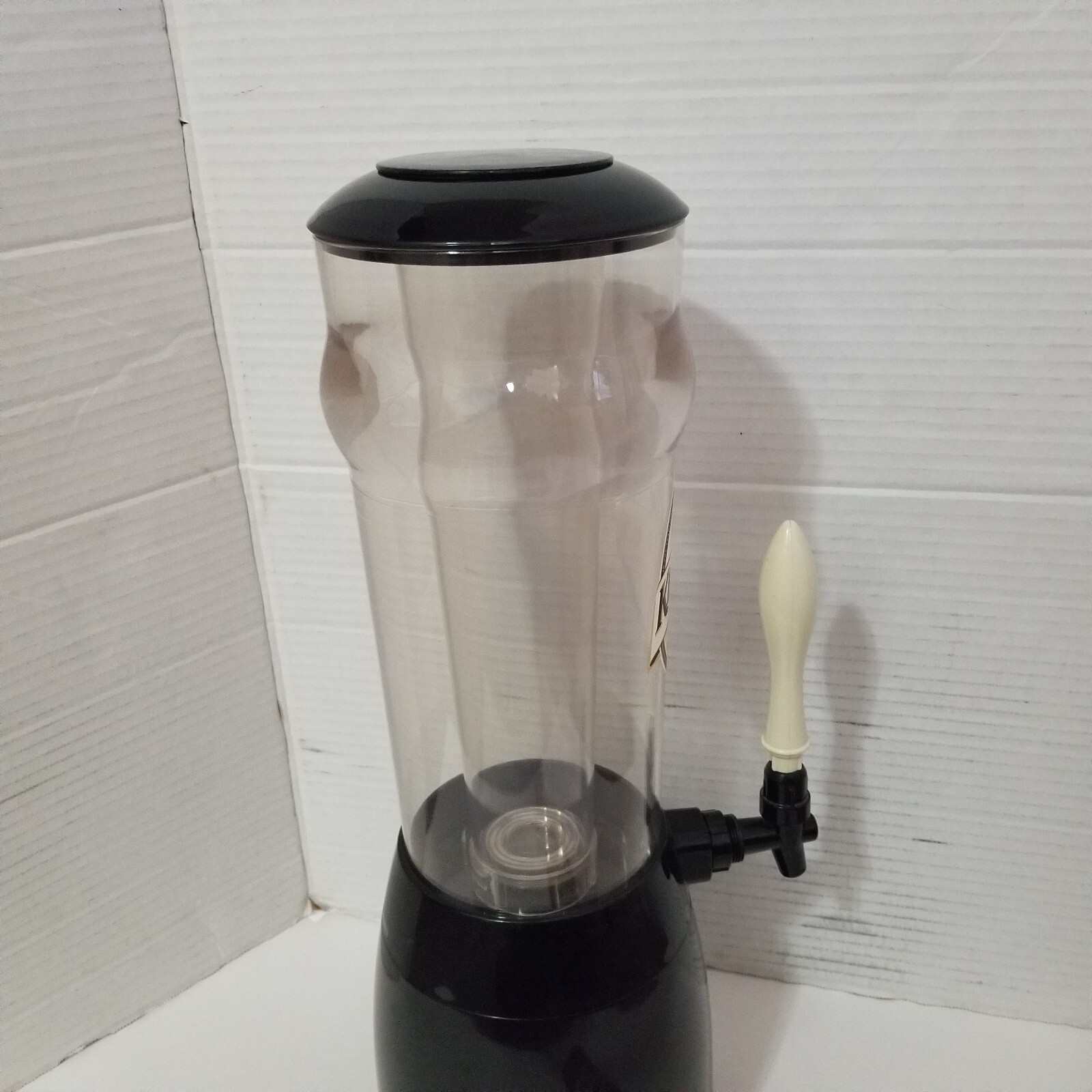 BrewTender Tabletop Beer & Beverage Dispenser Killians Irish Red Tap Keg Lighted