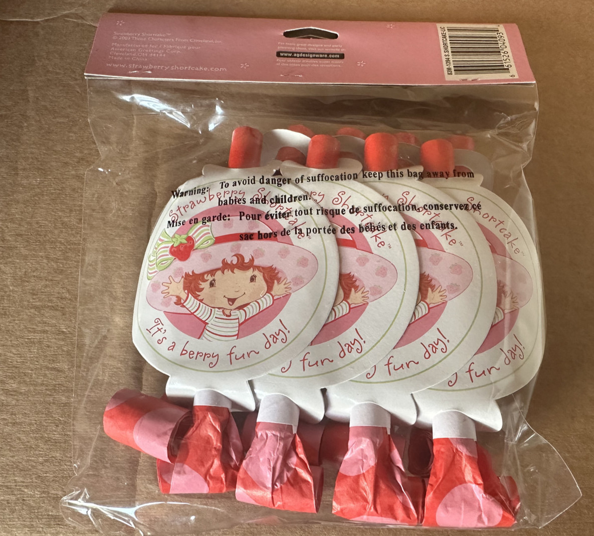 STRAWBERRY SHORTCAKE BLOWERS - BLOWOUTS PARTY SUPPLIES