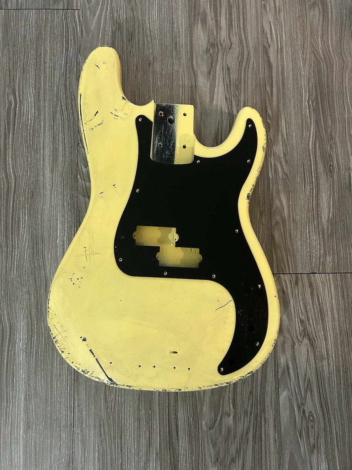 Yellow Body for Precision Bass Relic - NITRO finished
