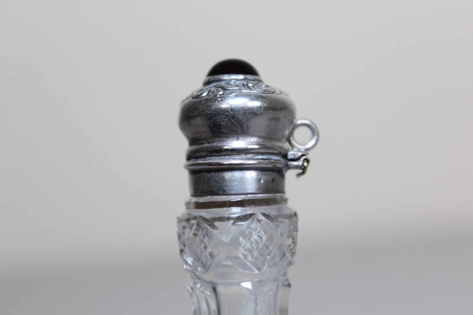 Victorian Sterling Silver Cut Crystal Laydown Perfume Vial Amethyst Gen Hinged