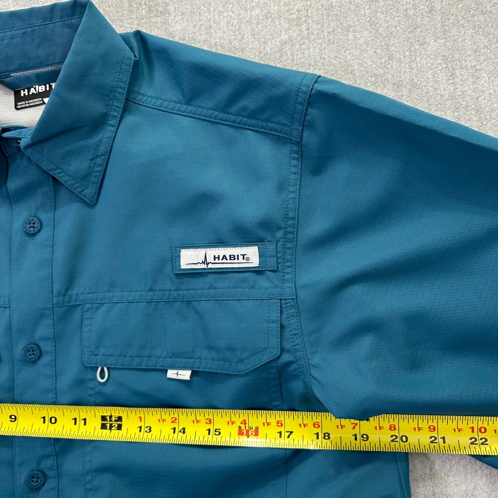 Habit Vented Fishing Shirt Men's Small Blue Short Sleeve Outdoors UPF 40+ Solar