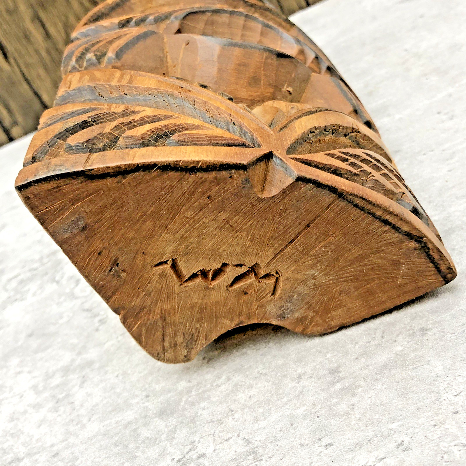 VTG Polynesian-style Mid-Century Tiki carving Hand Carved 12"