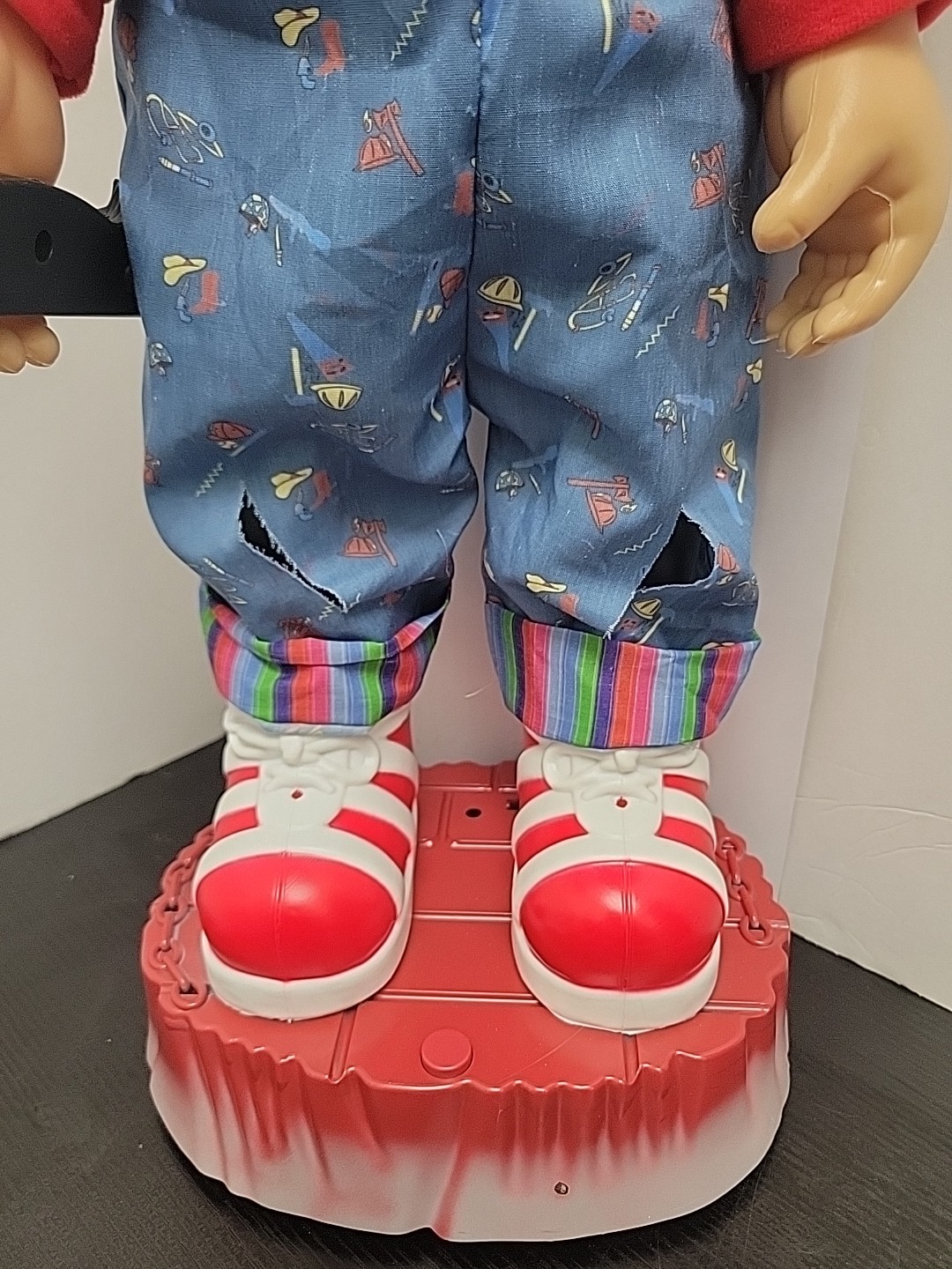 Child's Play Chucky 24" Animated Character w/ Box