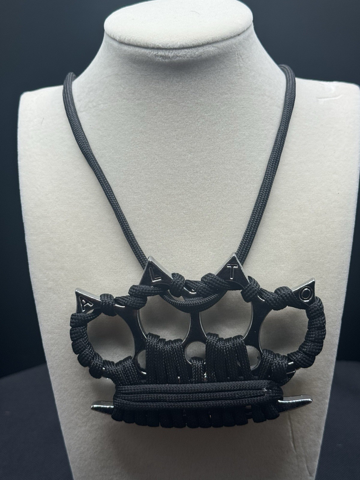 Knuckles Necklace / Belt Buckle Full Size With 24"550 Paracord Large Silver Tone