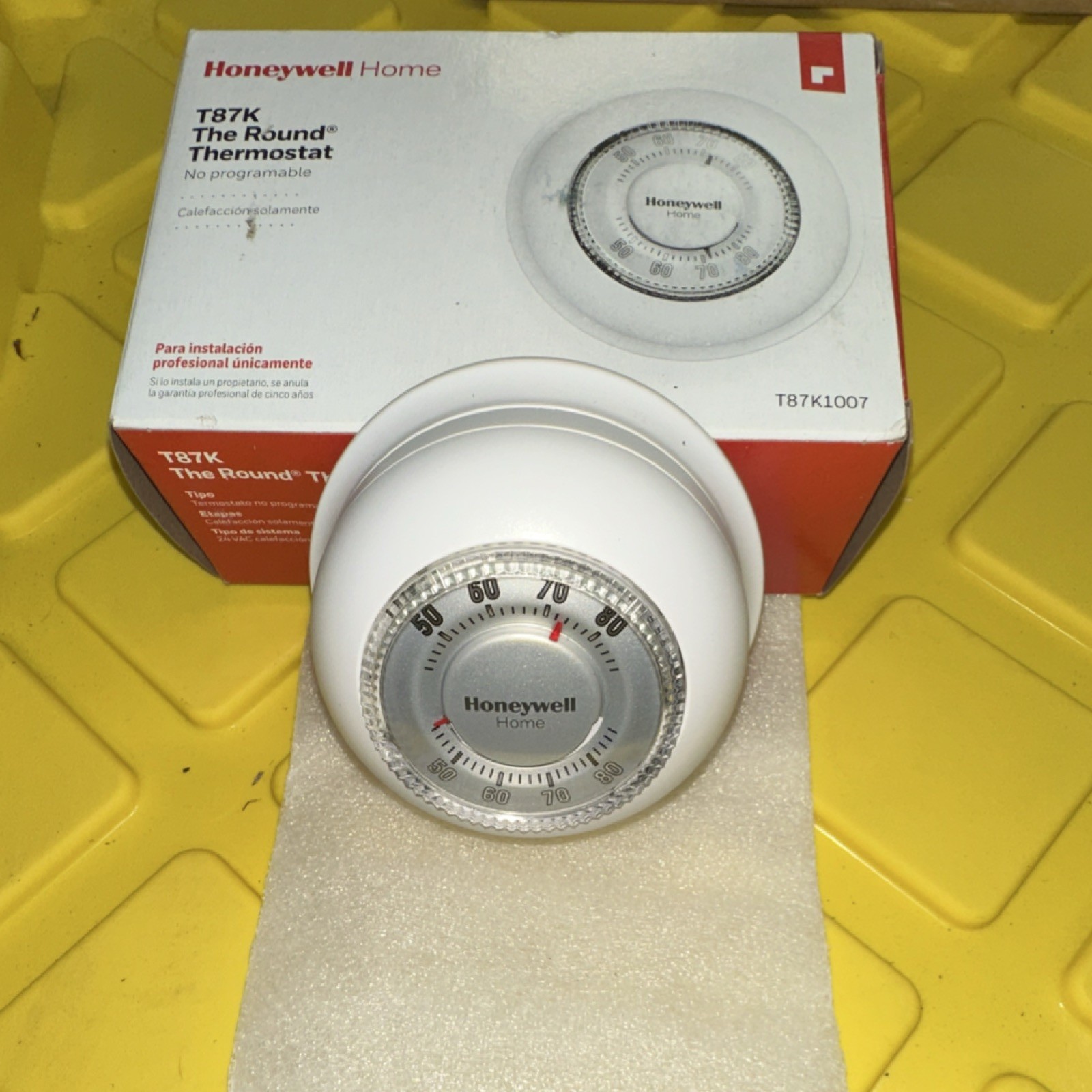 Honeywell Home T87K1007 The Round Heat-Only Non-Programmable Thermostat NEW