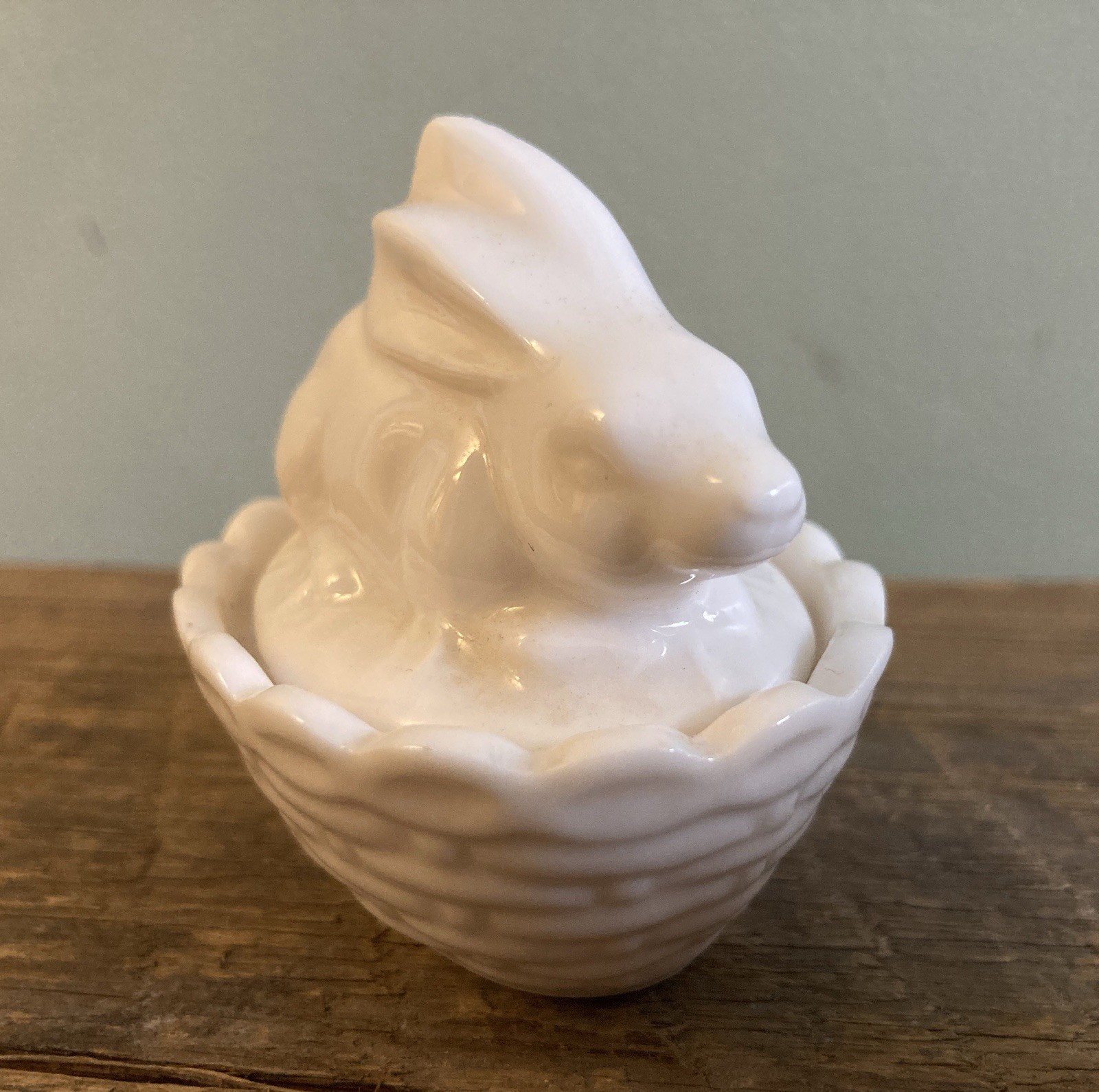 Vintage Ceramic Porcelain MINIATURE 2.5” White Rabbit On Nest