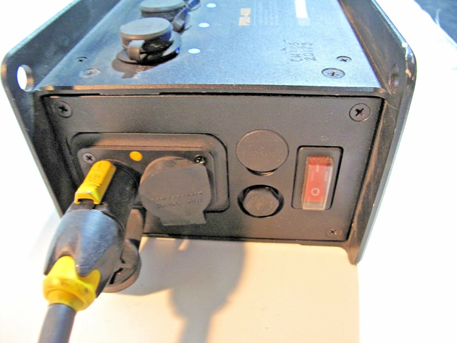 GALAXIA ELECTRONICS POWER DATA DISTRIBUTION FOR DMX LIGHTING PDD-400