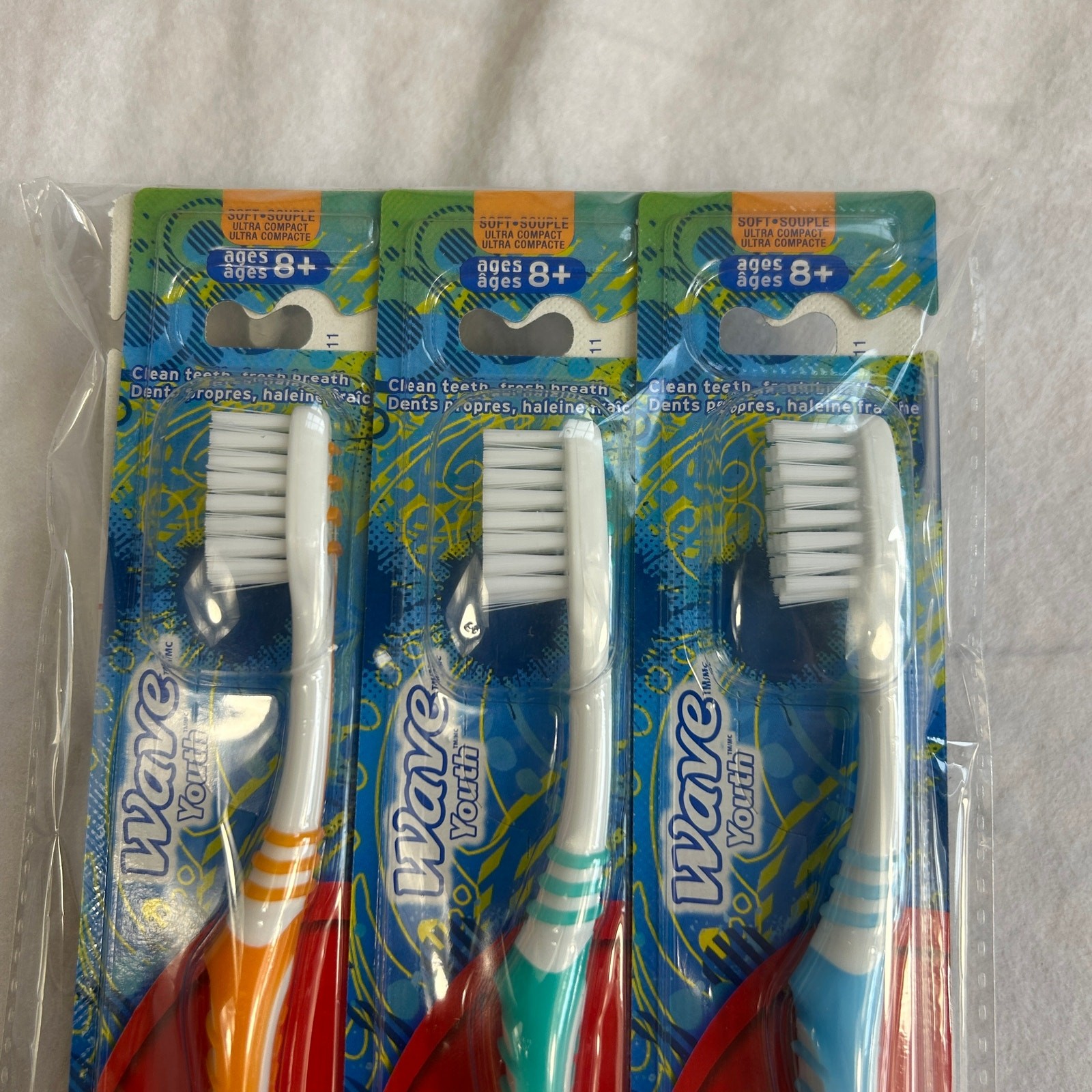 New Colgate Wave Youth Toothbrushes - 6 Pack Soft Ultra Compact Ages 8+