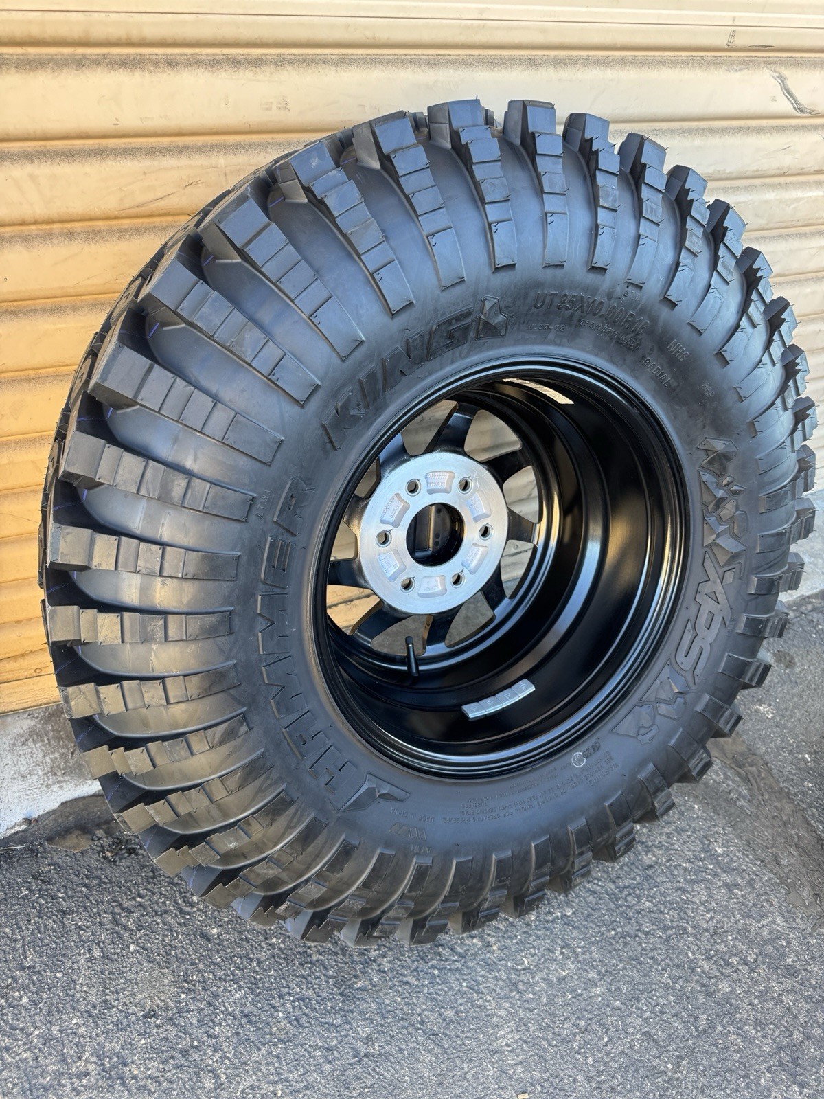 2026 CAN AM MAVERICK R XRC WHEEL TIRE 35x10x16 BEADLOCK XPS HAMMER KING (1)