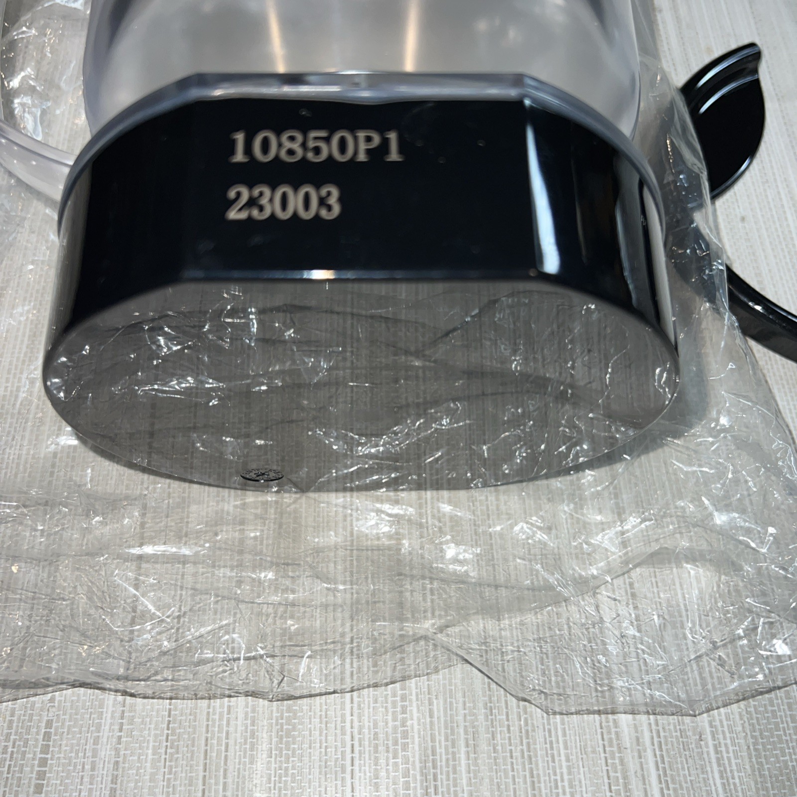 ISLAND OASIS SB2100 - OEM BLENDER CUP - BRAND NEW WITH EXTRAS