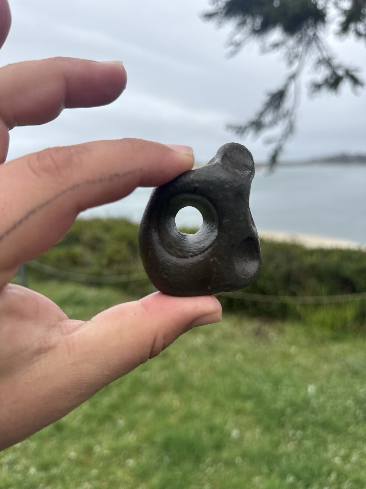 4.3oz~NATURAL~Hag Stone Basalt Witch Stone Hex Stone Fae/Fairy Looking Stone