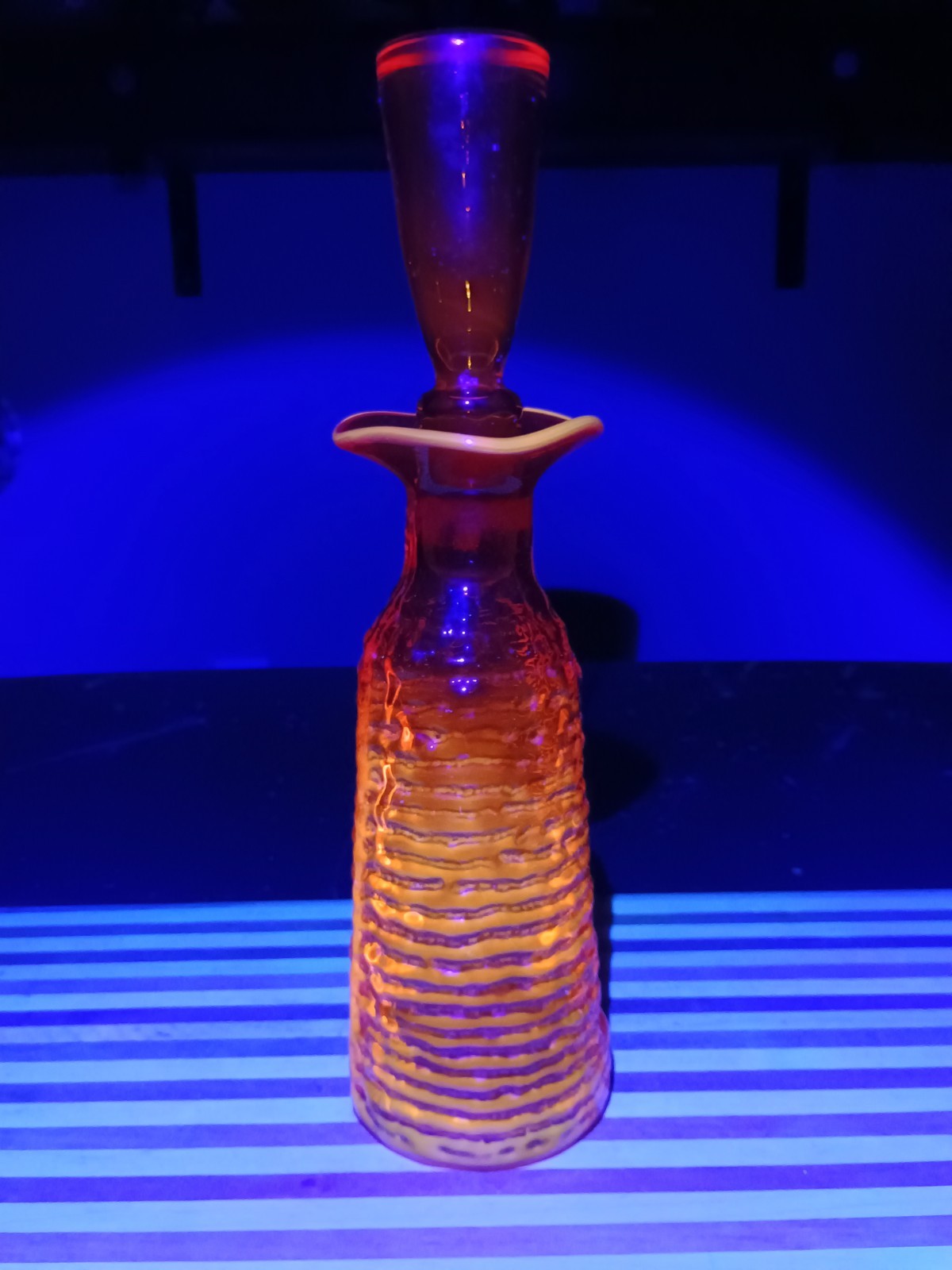 Vintage MCM 11" Rainbow Ribbed Glass Tangerine Orange Decanter With Stopper