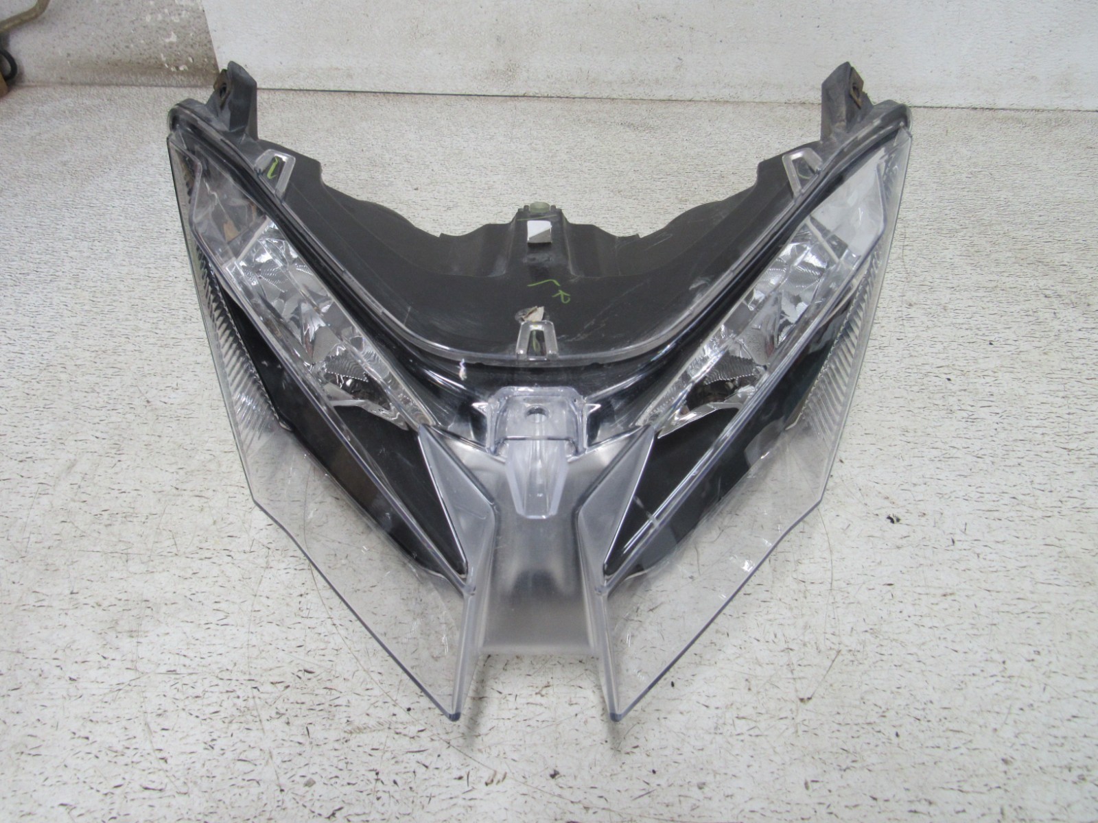 19 SKI DOO FREERIDE G4 850 E-TEC GEN 4 HEADLIGHT HEAD LIGHT LAMP STOCK  #0124