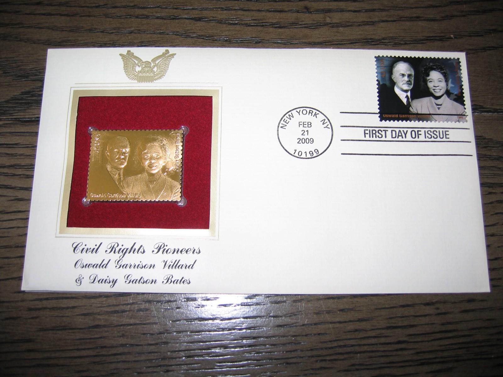 2009 Oswald Garrison Villard Daisy Gatson Bates Replica Golden Cover Stamp