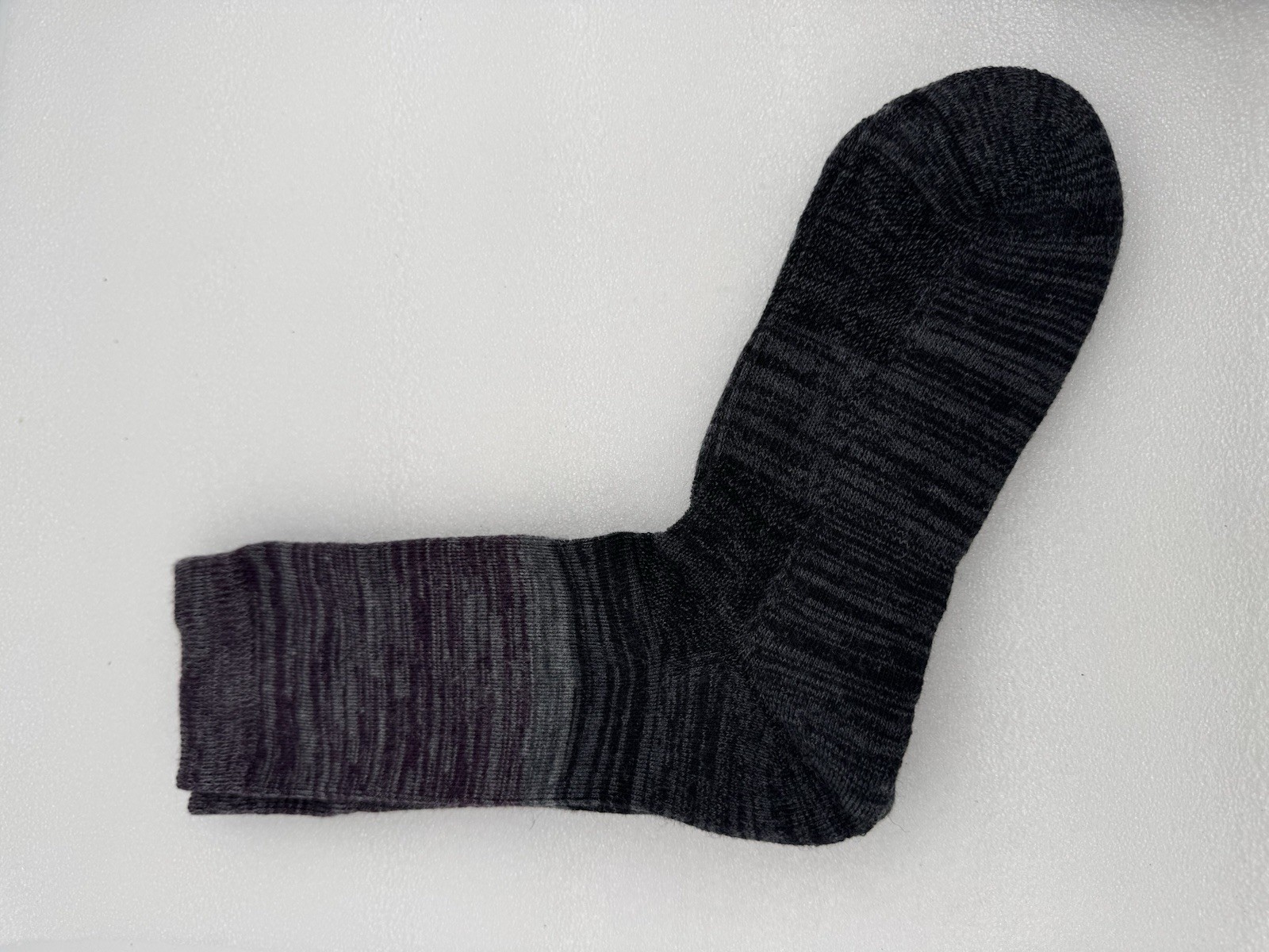 Kirkland Signature Merino Wool Crew Socks 4 Pairs Gray Black Beige US 6-10.5