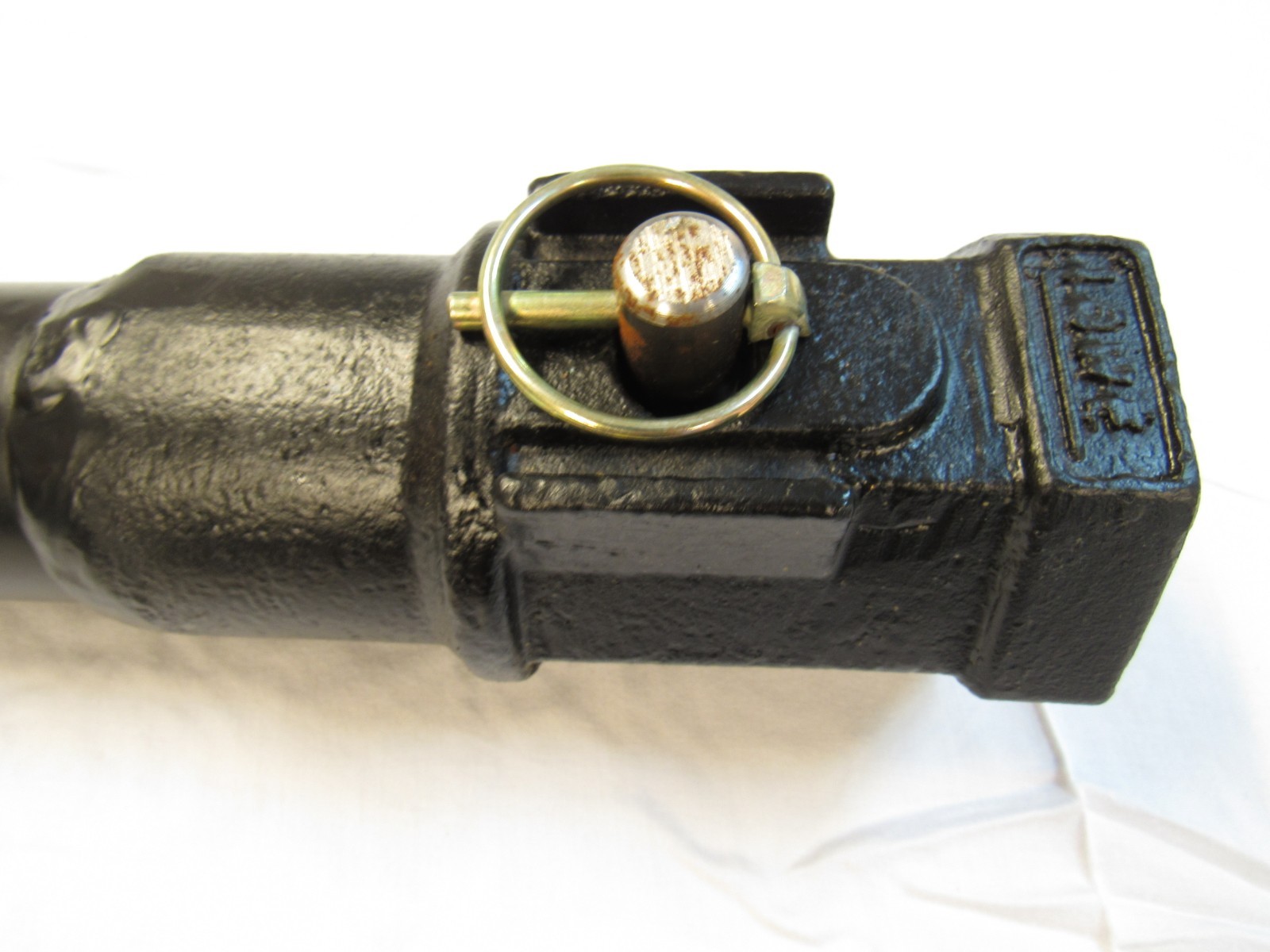 Lowe Brand Auger Bit Conversion - 2" Hex to 2 9/16" Round Adapter - FREE SHIP