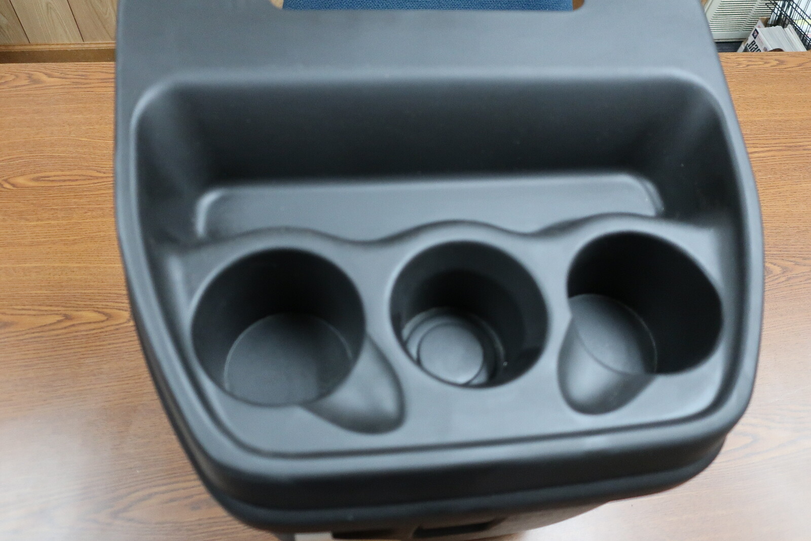 03-24 Chevy Express/GMC Savana Van Black Center Console Cup with Opening Door