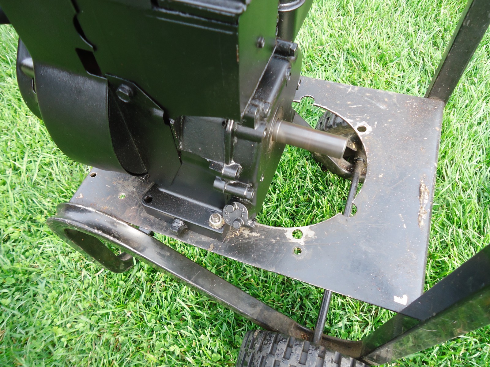 Vintage / Briggs & Stratton 3 HP Engine / Minibike /Go Kart / Tiller