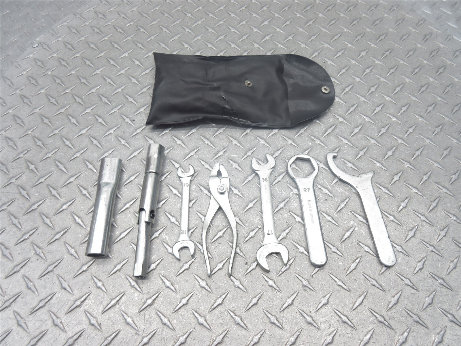 2009 09-15 Suzuki SFV650 Gladius OEM Tools Tool Bag Kit Pouch Set