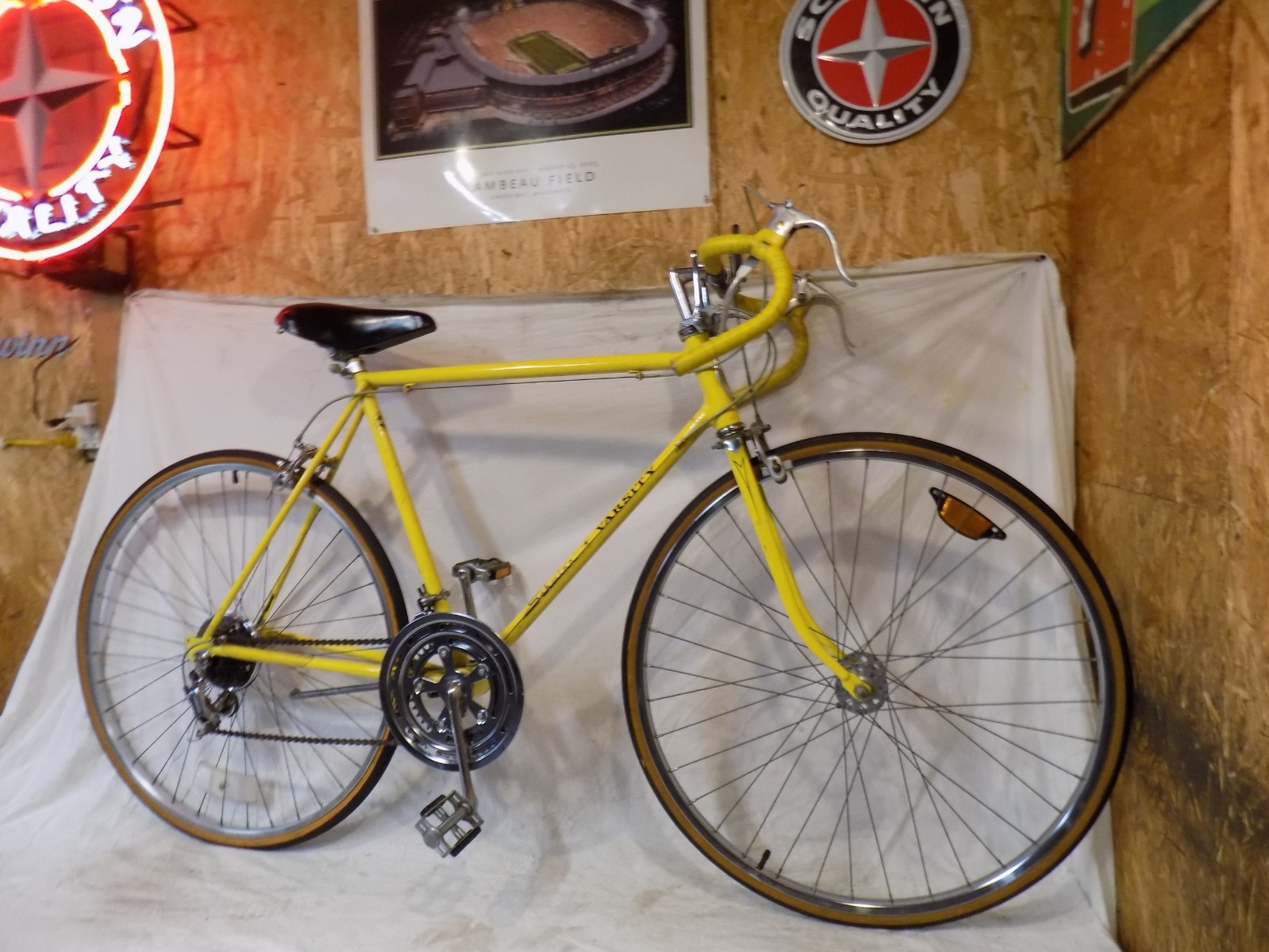 1975 SCHWINN VARSITY MENS 10-SPEED ROAD BIKE VINTAGE CONTINENTAL KOOL LEMON 27