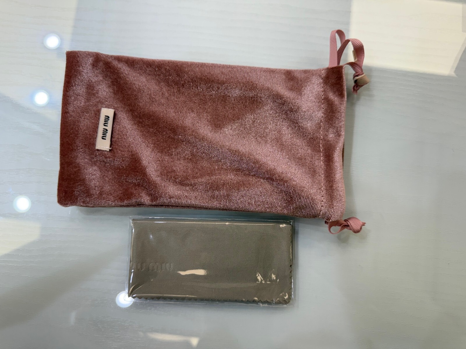 MIU MIU SUNGLASSES VELVET CLAMSHELL HARD CASE & W/ ACCESSORIES