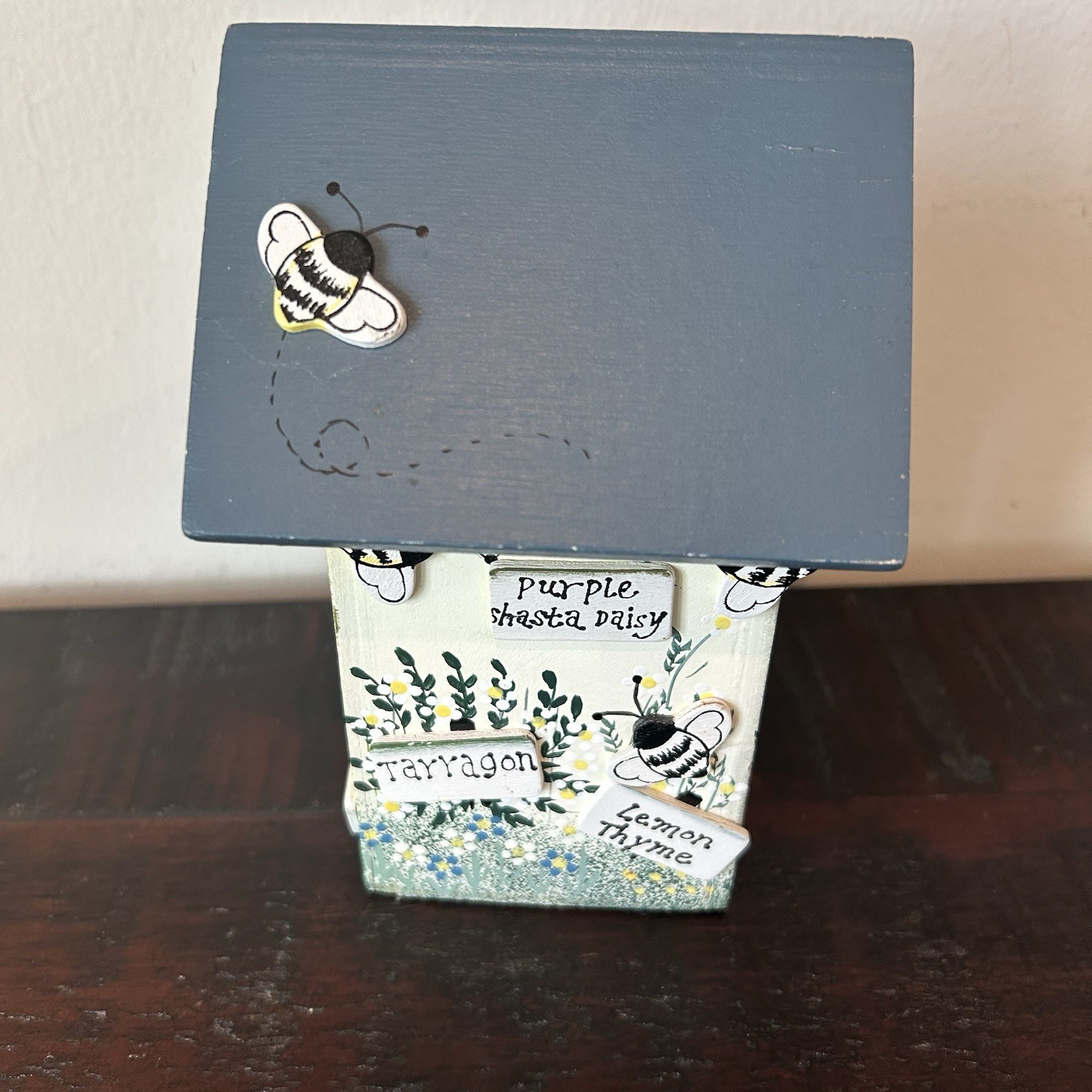 Vintage Bee Cottage Bird House Honey Bee Herbs 1999 Made In USA 6” Tall