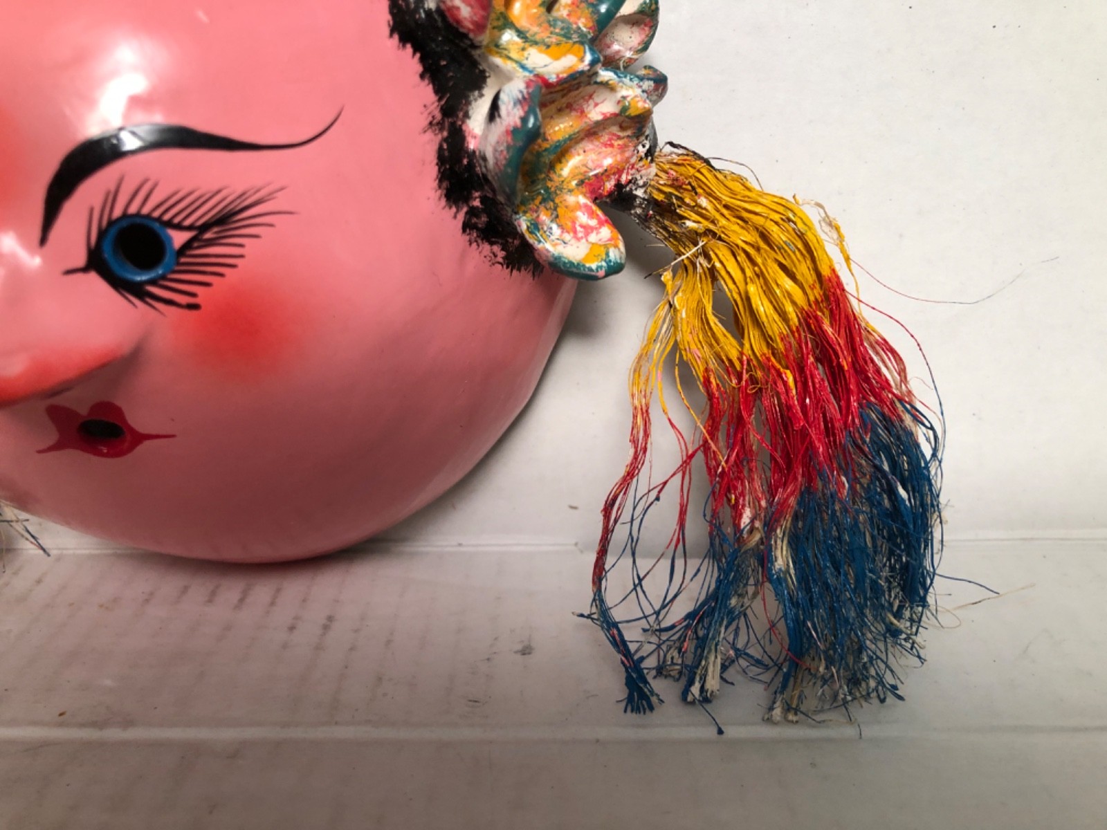 MEXICO FOLD ART COCONUT SHELL WALL MASK STING HOLDER GIRL PINK