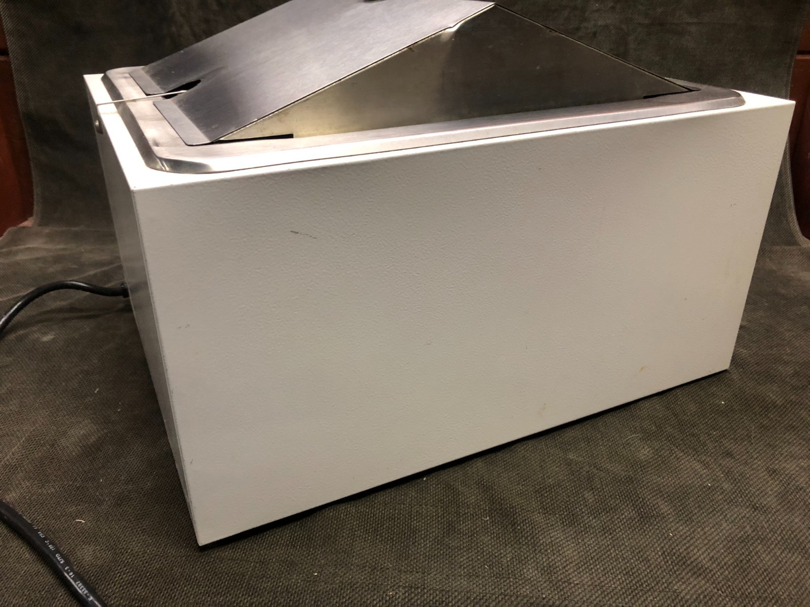 Thermo Fisher Scientific Precision Heated Lab Water Bath 184 Series