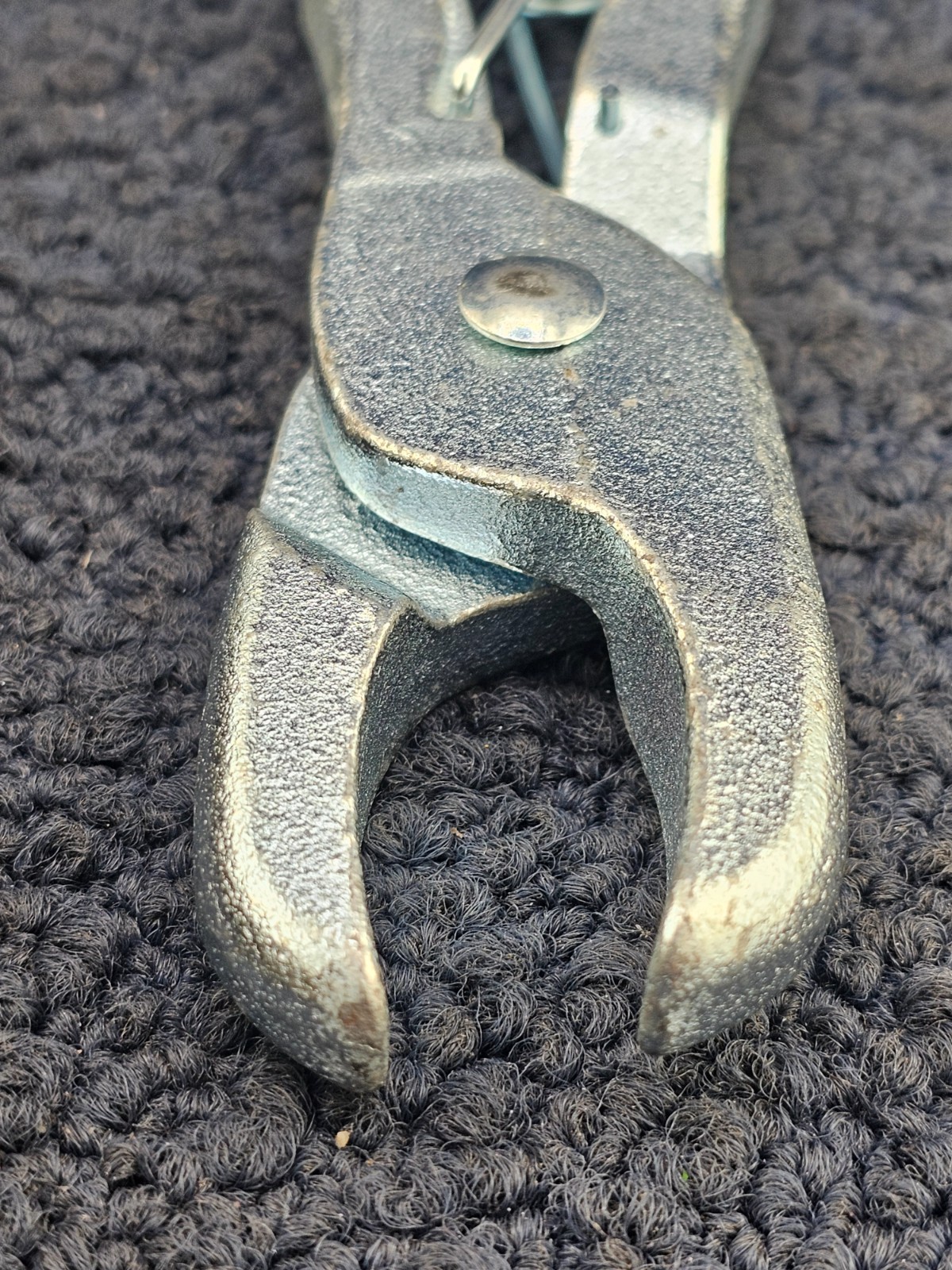 (QTY 2) Decker's Hill Ringer Plier Hog Ring Plier