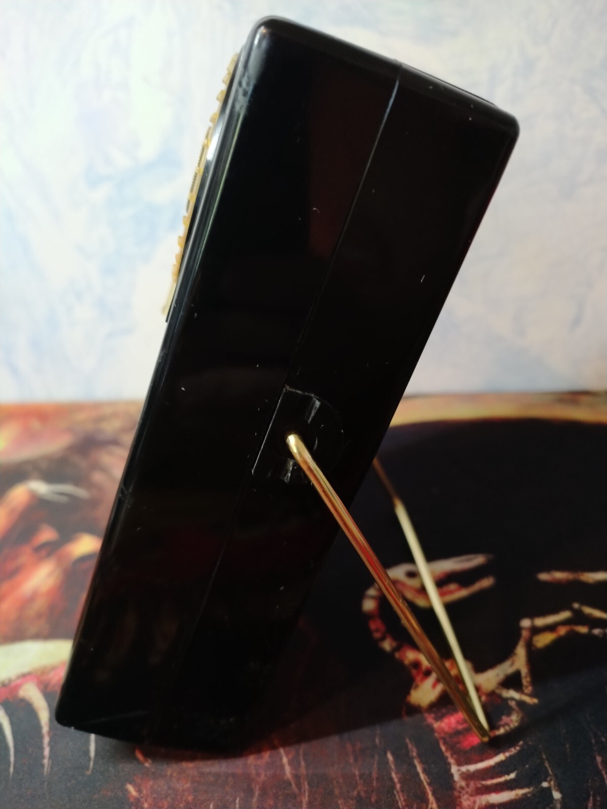 1958 Emerson Model 888 "Pioneer" Nevabreak Pocket Radio-Working!